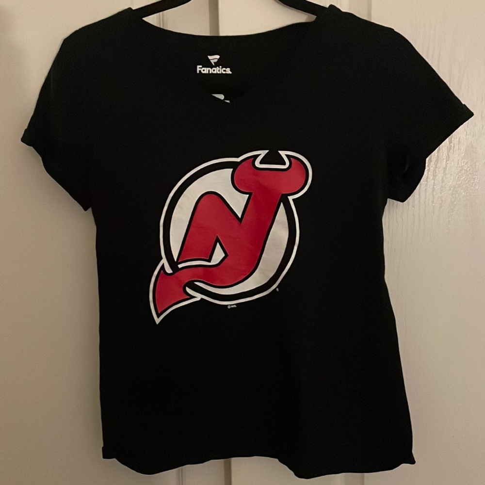 Fanatics Brand NJ Devils Jack Hughes Black T-Shirt